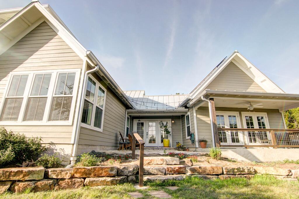 Hill Country Haven - thumb 0