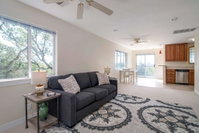 Hill Country Hideaway Accommodation Houston