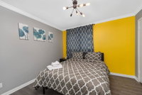 Hip Montrose MidTown close to Med UH NRG Free Parking Accommodation Houston