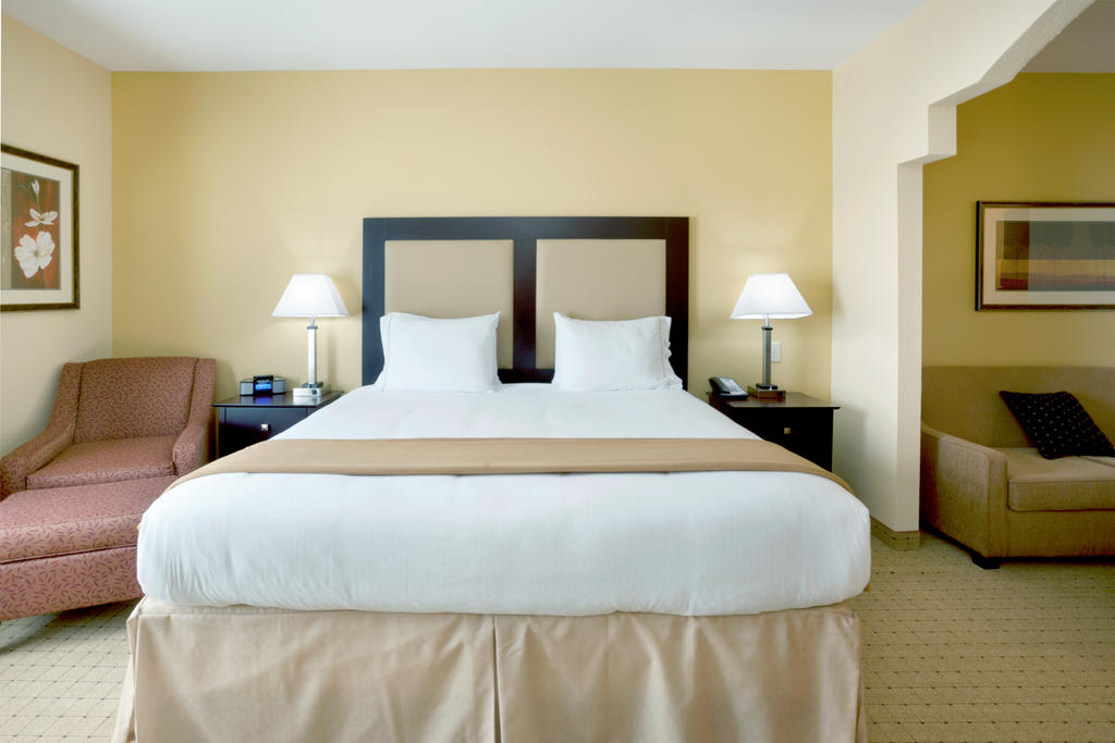 Holiday Inn Express Georgetown - thumb 2