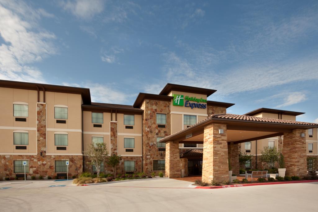 Holiday Inn Express Marble Falls - thumb 0