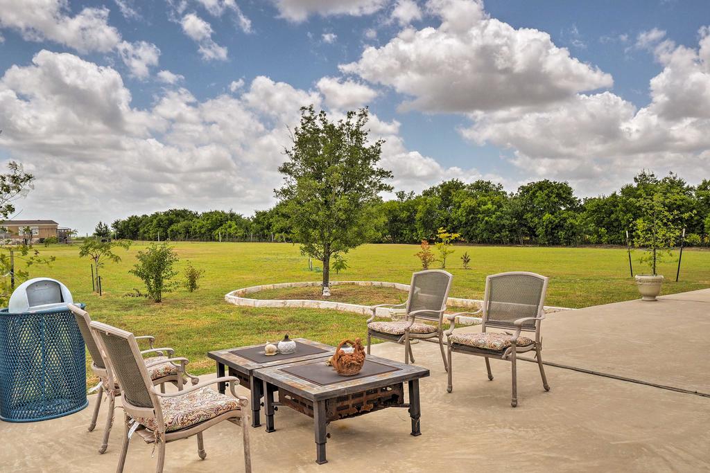 Home With 3 Acres - 4 Mi To Circuit Of The Americas! - thumb 1