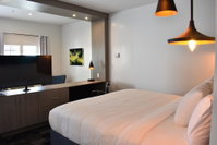 Hotel Bella Accommodation Houston