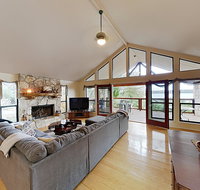 Howdy House - A Dreamy Hill Country Getaway Home - Accommodation Houston