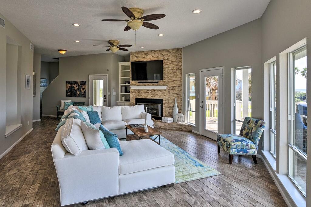 Kahala Beach Bliss With Deck & Beach Views! - thumb 3