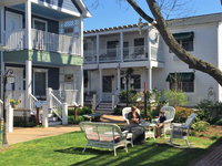 Book Kilmarnock Hotels, Accommodation Houston Accommodation Houston