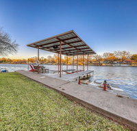 Lake Escape - Accommodation Houston