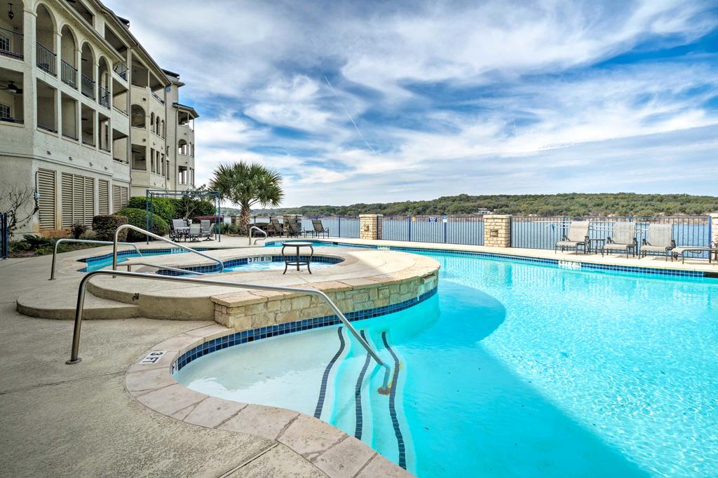 Lakefront Lago Vista Condo With Resort Amenities - thumb 1