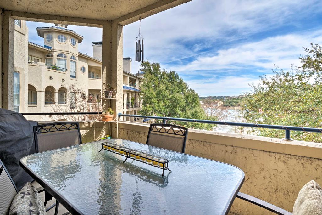 Lakefront Lago Vista Condo With Resort Amenities - thumb 2