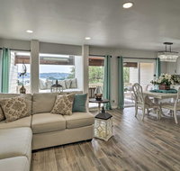 Lakefront Resort Living - Pool Golf Tennis  More - Accommodation Houston