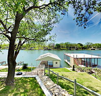 Lbj Lake House Home - Accommodation Houston