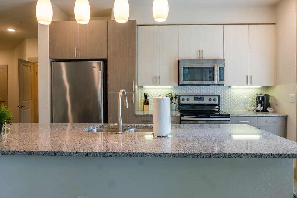 Light And Airy 2BR Suite - thumb 1
