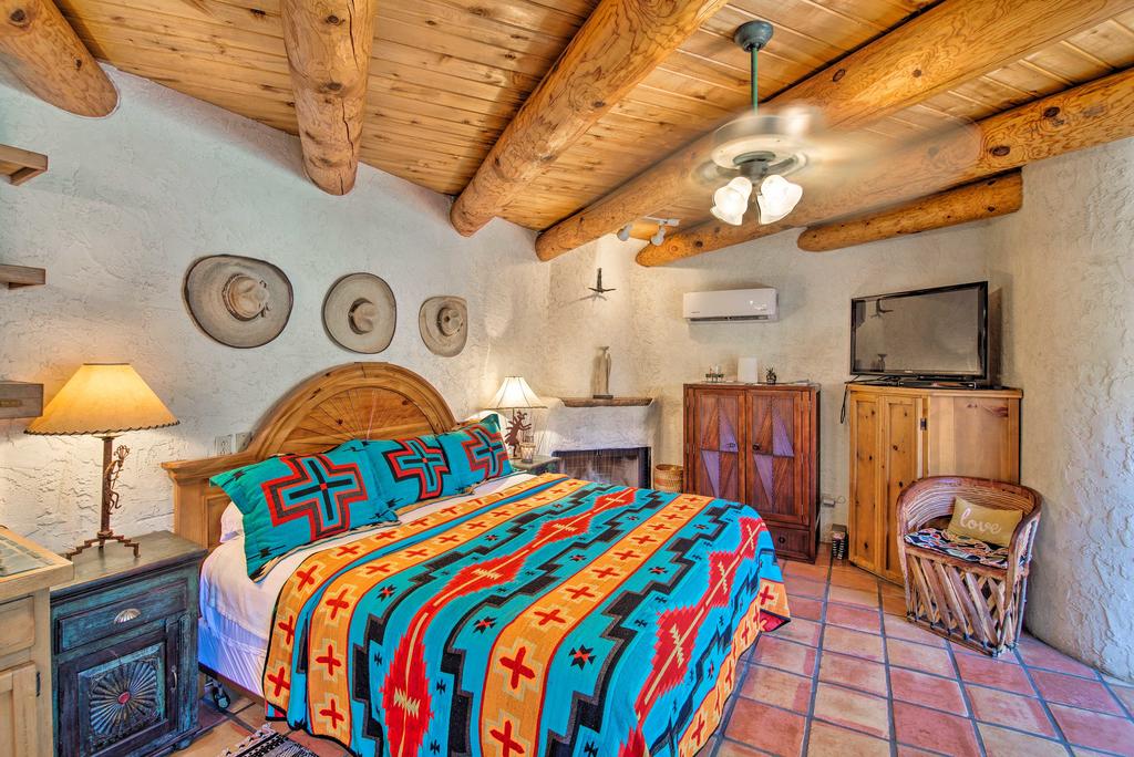 Lubbock Studio With Pool Access-5 Miles To Texas Tech - thumb 3