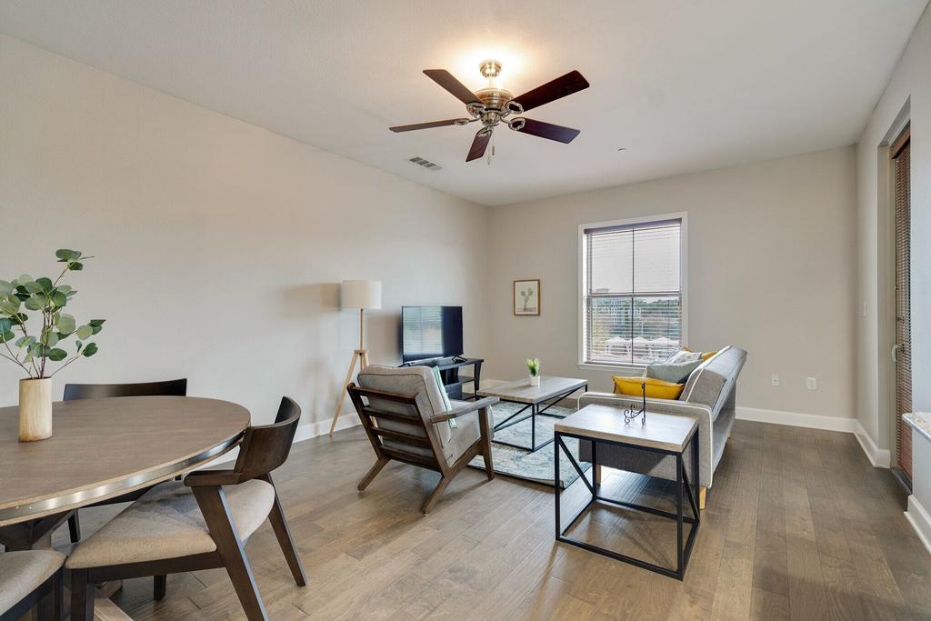 Lux Suite + Fitness Center + Pool - thumb 0