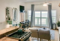 Luxury Oceanfront Condo Accommodation Houston