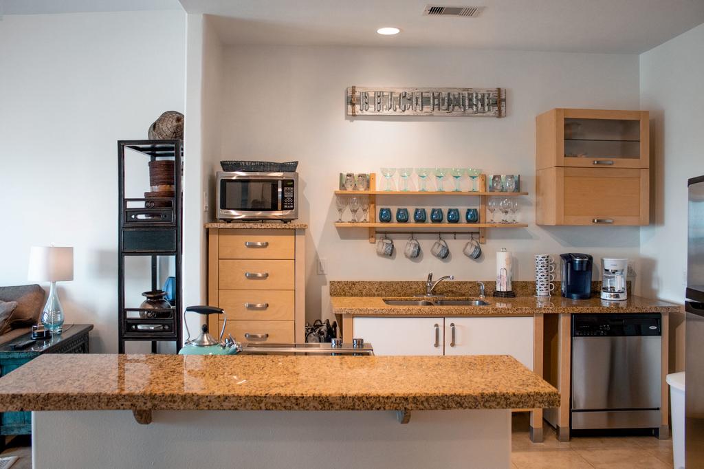Luxury Oceanfront Condo - thumb 1