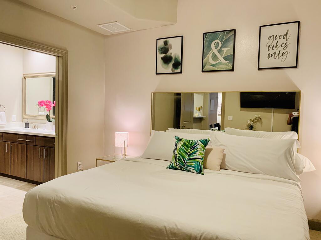 Luxury Rentals Galleria Houston - thumb 1