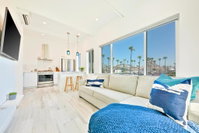 MB-732-1 Ventura Place by the Sea 1 Accommodation Houston
