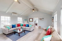 Midtown Paradise on the Beach Accommodation Houston