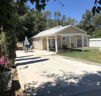Millers Landing - Accommodation Houston