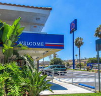 Motel 6-Pomona CA - Los Angeles - Accommodation Houston