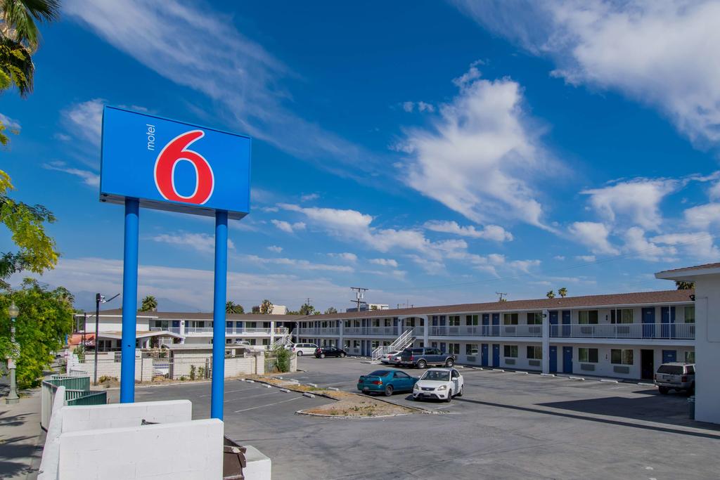 Motel 6-San Bernardino, CA - Downtown - thumb 1