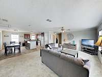 New Listing Beachside Retreat - Walk To Waves Home Accommodation Houston