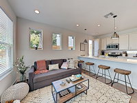 New Listing Newly Built Luxe Getaway W/ 2 Suites Condo Accommodation Houston