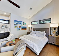 New Listing Resort Cabin On Lake Travis W/ Pool Cabin - Accommodation Houston