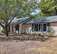 New Austin-Area Home with Large Private Yard  Deck - Accommodation Houston