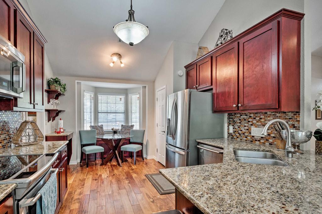 New! Austin-Area Home With Large Private Yard & Deck - thumb 3