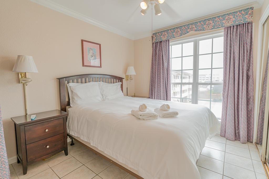 Oceanside Condo With Pools & A View - thumb 1