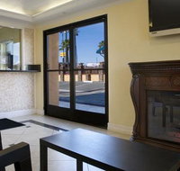 Orange Show Inn - Accommodation Houston