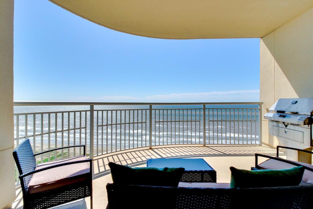 Palisade Palms Beachfront - thumb 2