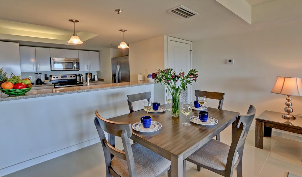 Panoramic Island View! NEW 1 BR Spacious Condo In Beachfront Resort Pet Friendly - thumb 3