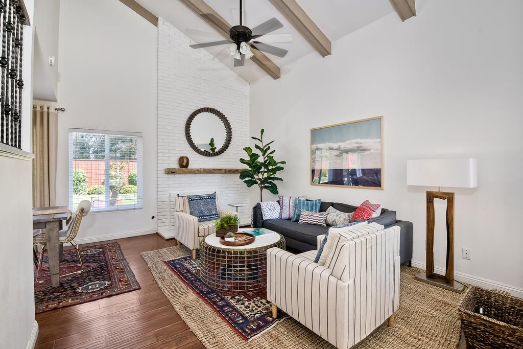 Professionally Designed 5 Bedroom Gem - thumb 0