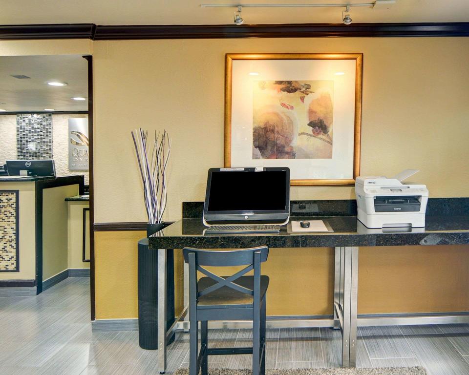 Quality Inn DFW Airport North - thumb 2