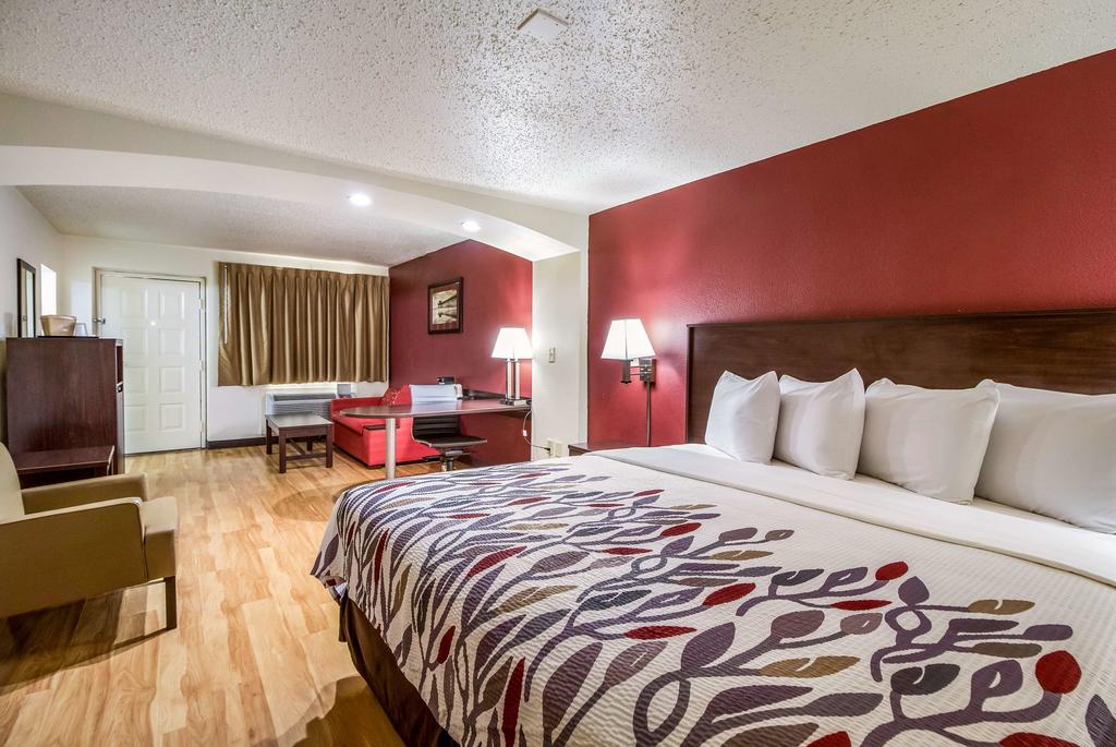 Red Roof Inn Houston East I-10 - thumb 1