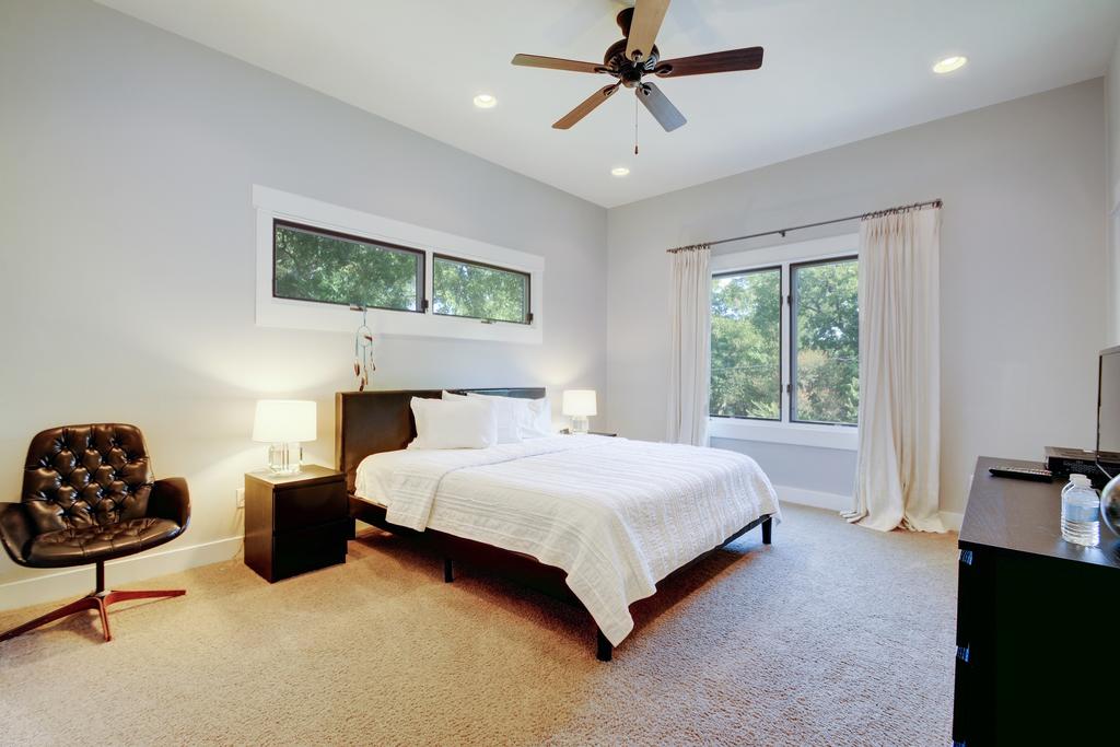 Rental In Austin Apartment - thumb 1