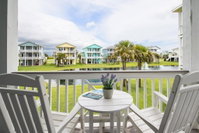 Resort Pools Hot Tub  More in this Spacious 3BR Just a Short walk to Beach Accommodation Houston