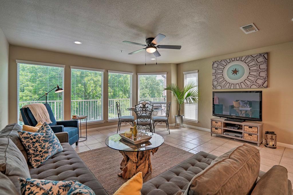 Riverfront New Braunfels Condo With Pool Access - thumb 1