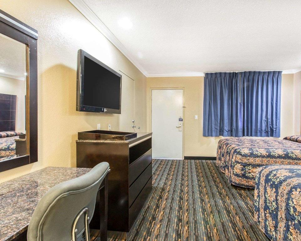 Rodeway Inn San Bernardino - thumb 2