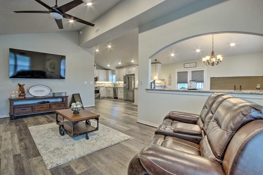 San Jacinto River Home With Private Boat Slip! - thumb 2