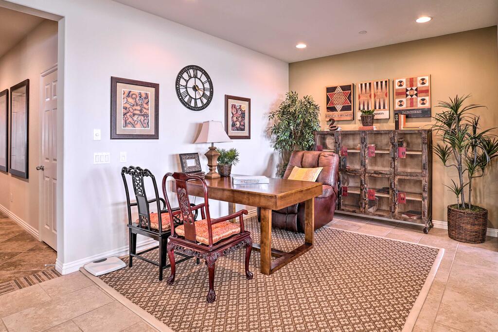 Single-Story San Bernardino Home With View! - thumb 3