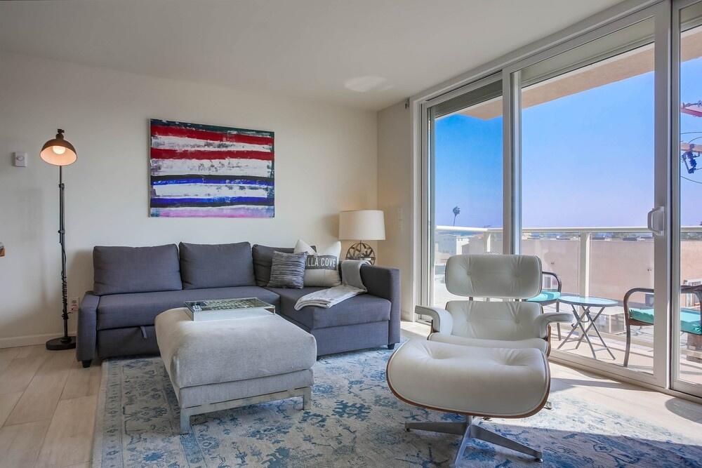 Stella's Top Of The Beach Condo - thumb 3