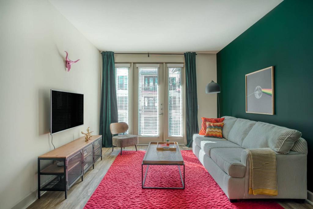 Stylish 1BR - Downtown Austin #340 By WanderJaunt - thumb 2