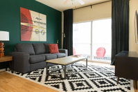 Stylish Apts in West Campus by WanderJaunt Accommodation Houston