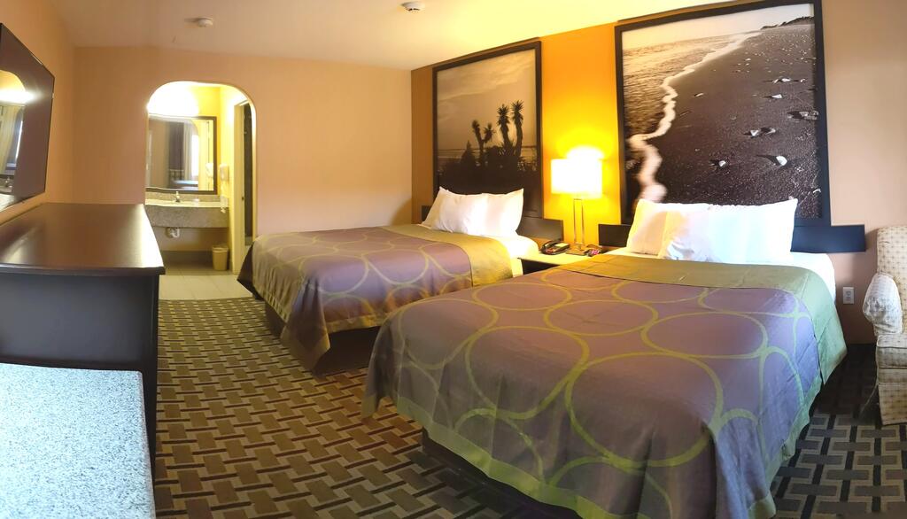 Super 8 By Wyndham Houston/Willowbrook Hwy 249 - thumb 1