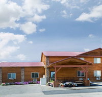 Super 8 by Wyndham Powell - Accommodation Houston