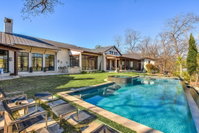 The Arrive Sapphire Home Home Accommodation Houston